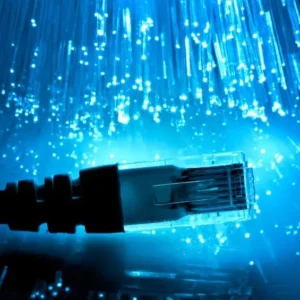 Cientistas chineses revolucionam a velocidade da fibra óptica com avanço 10.000 vezes mais rápido fibra