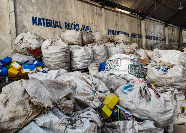 05adde5e-ef2b-45c9-bf7c-65e91f5e083f Catadores protagonizam modelo de gestão de resíduos da Itaipu, inspirando a Amazônia rumo à COP30