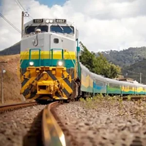 Indígenas da Amazônia Bloqueiam Ferrovia em Protesto Contra a Vale Indígenas da Amazônia Bloqueiam Ferrovia em Protesto Contra a Vale