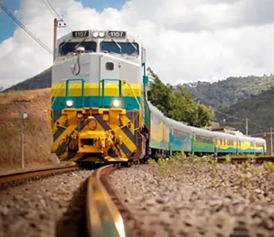 Indígenas da Amazônia Bloqueiam Ferrovia em Protesto Contra a Vale