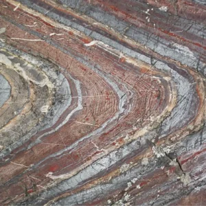 Rochas antigas revelam quando os rios começaram a despejar nutrientes no mar Em Anshan, China, mina a céu aberto, contém rochas do Éon Arqueano, de 4 bilhões a 2,5 bilhões de anos atrás, que ajudam a identificar quando os rios começaram a operar em escala global