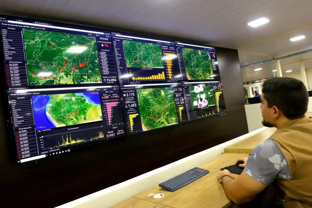 Amazonas celebra queda de 99,85% no desmatamento e 85,43% nos focos de calor segundo o ipaam 2 Amazonas celebra queda de 99,85% no desmatamento e 85,43% nos focos de calor segundo o ipaam