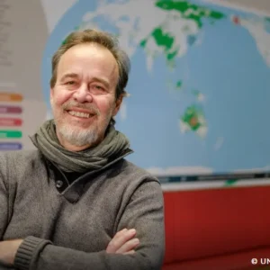 Cientista brasileiro ganha Nobel do Meio Ambiente por pesquisas na preservação da Amazônia brasileiro