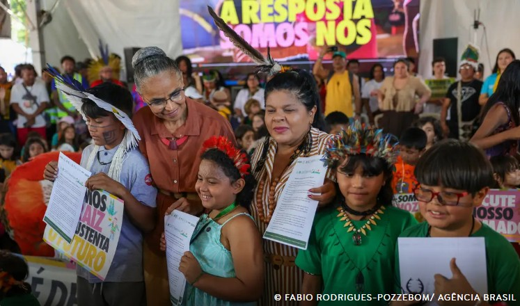 Screenshot-2025-04-11-192132 Crianças indígenas entregam manifesto pelo meio ambiente a ministras