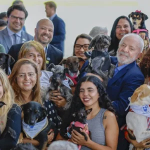 Com ProPatinhas e SinPatinhas Brasil avança no cuidado de cães e gatos ProPatinhas