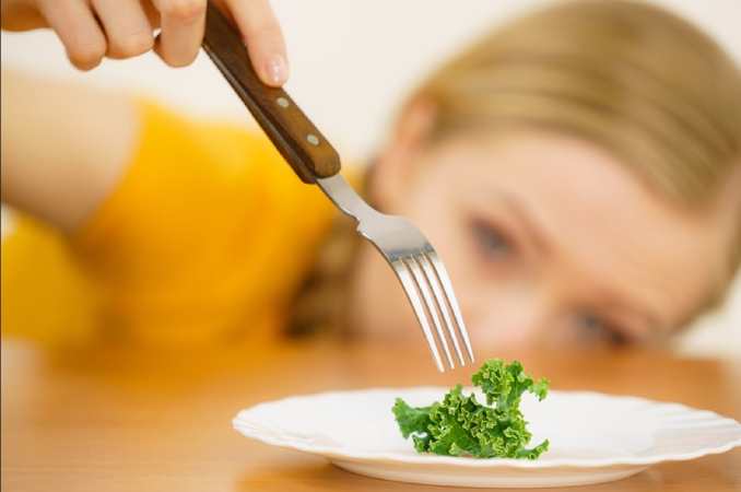 Screenshot-2025-04-25-164121 Comportamentos alimentares desordenados crescem entre crianças e adolescentes, alertando a saúde