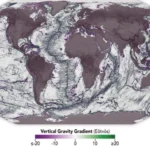 Montes submarinos e colinas abissais mapeados do espaço