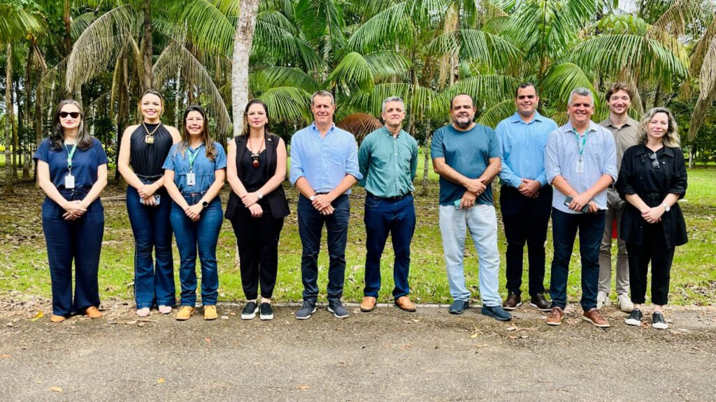Embaixador da Suíça visita Biofábrica no Acre e destaca parceria para conservação da Amazônia 3 biofábrica