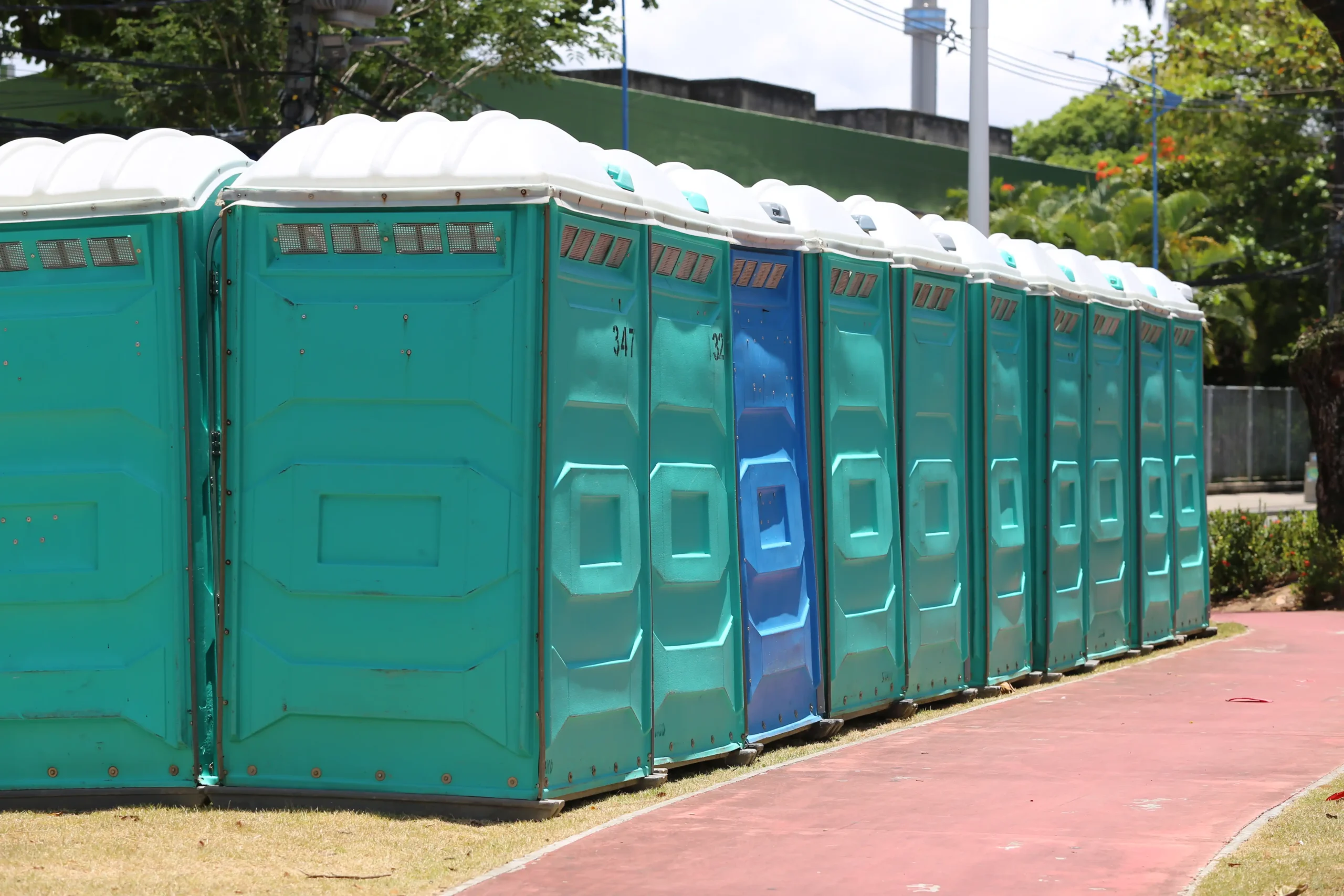 Urina de banheiro quimico e usado na fabricacao de0131668600202505051000 scaled