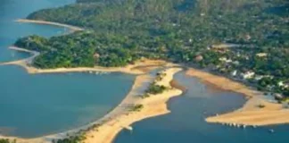 Rio Tapajós muda de cores