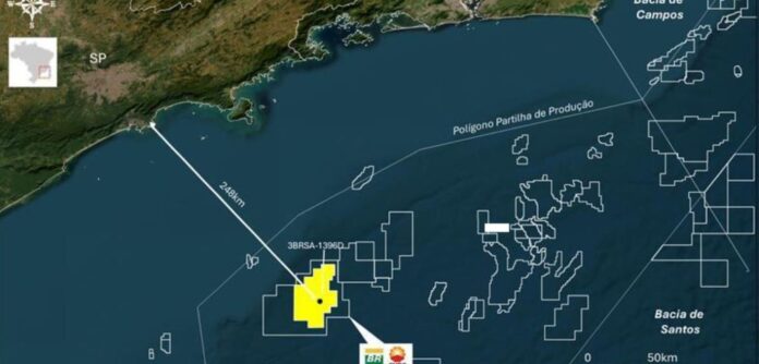 Mapa mostrando a localização do poço 3-BRSA-1396D-SPS na Bacia de Santos, a 248 km de Santos-SP.