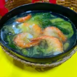 Tacacá e a magia dos sabores amazônicos O tacacá e seus ingredientes cheios de mistério