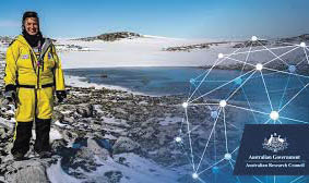 A professora Sharon Robinson AM, bolsista laureada do ARC na Escola de Ciências da UOW, disse que as geleiras contêm gelo que pode ter milhares de anos, fornecendo um instantâneo vital de como a história e a saúde da Terra evoluíram ao longo do tempo.