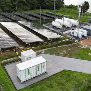 Energia sustentável no coração da floresta: Comunidade amazônica recebe primeira usina híbrida energia