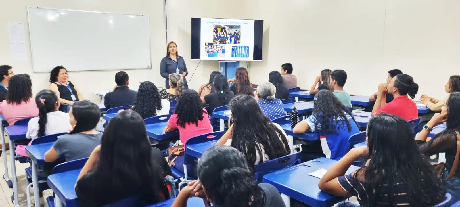 Da educação básica ao ensino profissionalizante, EJA renova esperanças e transforma vidas Divulgação - EJA