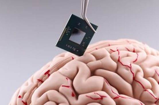 Chip cerebral minúsculo transmite dados com feixes de luz