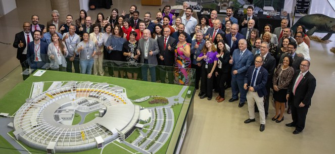 Complexo laboratorial receberá, até 2026, R$ 1 bilhão em investimentos por meio do Novo PAC. - Foto: Rafael Nascimento/MS