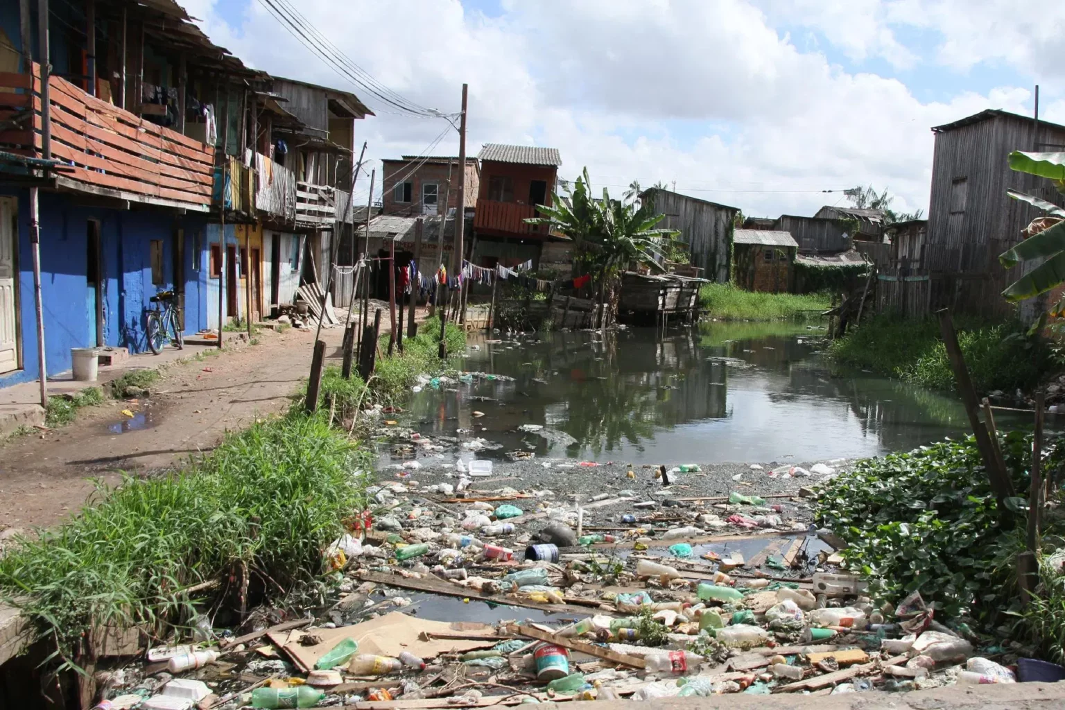 Saneamento vira eixo central da adaptação climática global Imagem: Antonio Cicero/Photo Press/Folhapress