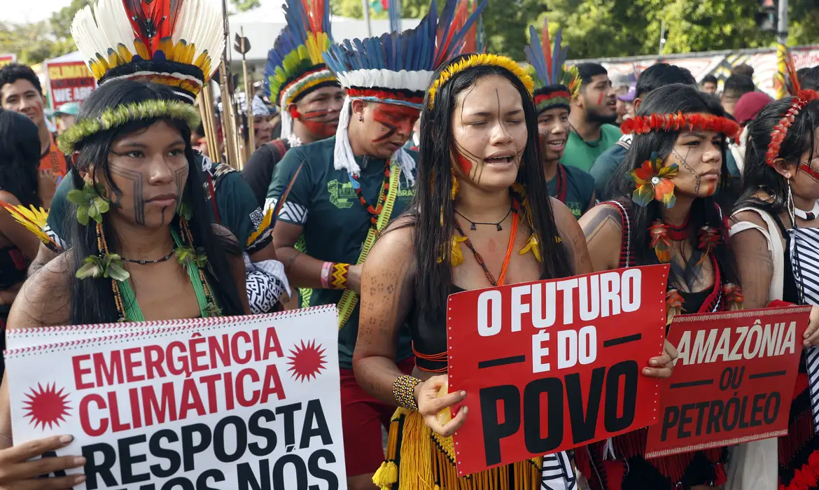 Por que povos da floresta cobram acesso direto ao clima Bruno Peres/Agência Brasil