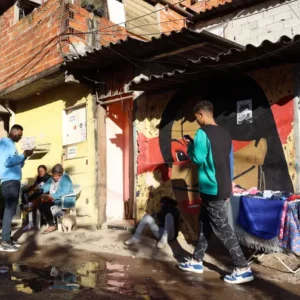 Universidades levam ciência climática para dentro das favelas Foto: Rovena Rosa/Agência Brasil