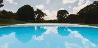 Brasil desperdiça 6 mil piscinas de água tratada por dia Foto: Claudia Regina