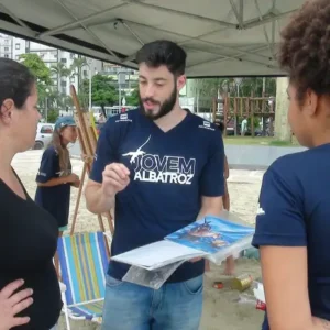 Projetos duradouros elevam consciência ambiental em áreas costeiras Foto: Projeto Albatroz/Divulgação