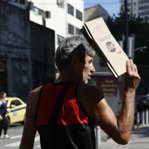Ondas de calor transformam exclusão social em emergência ambiental Foto: Fernando Frazão/Agência Brasil