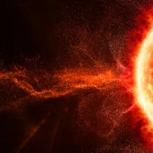 Tempestade solar histórica ilumina céus da Europa e coloca sistemas em alerta Reprodução