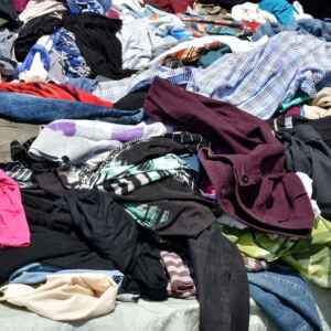 Da fibra ao descarte, o impacto invisível da moda Reprodução