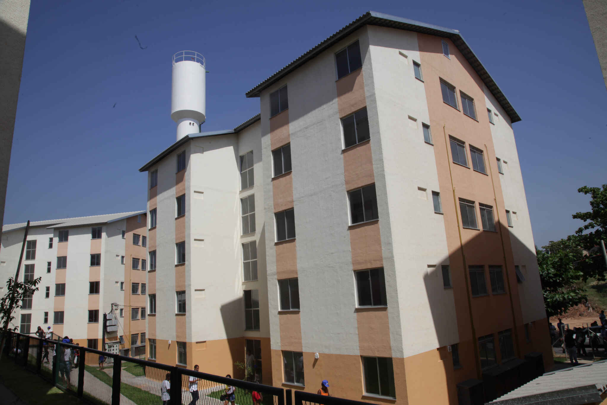 Obras públicas impulsionam materiais de baixo carbono 1 527953172 minha casa minha vida predio habitacao pcrj 1 1