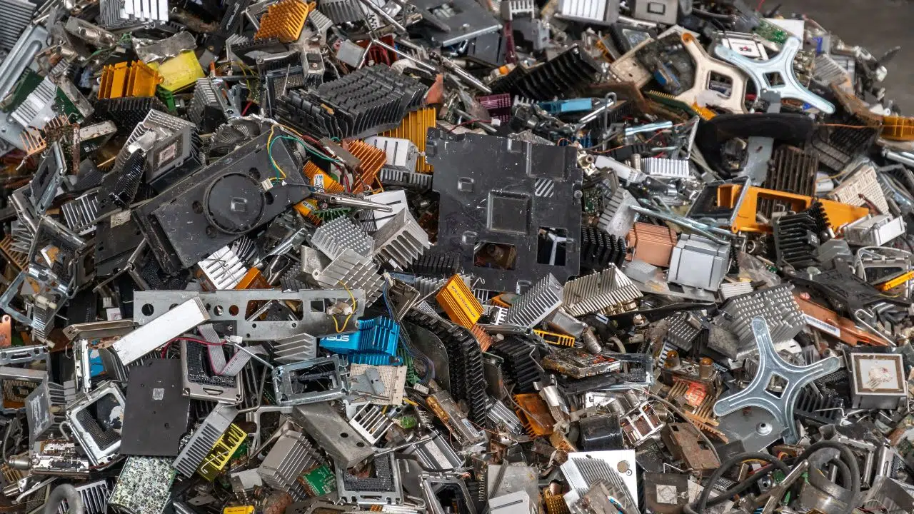 Mineração urbana transforma lixo eletrônico em riqueza e reduz impactos ambientais 2 Reprodução