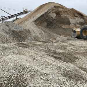 Reciclagem redefine destino do entulho nas cidades Reprodução - Abrecon