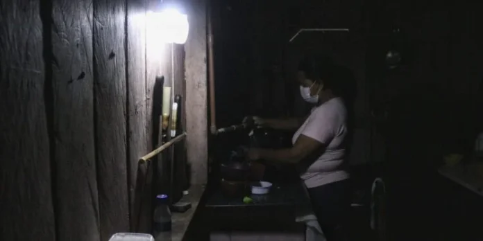 falta-energia-ribeirinhos-750x375 Foto: Natália Scarabotto