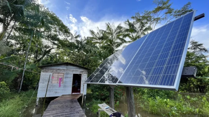 paineis-solares-foram-implementados-na-ilha-das-cinzas-em-programa-que-discute-o-uso-social-da-energia-eletrica-1724339830842_v2_900x506.jpg Imagem: Divulgação