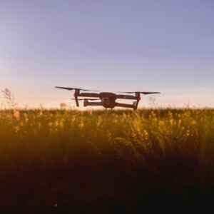 Revolução aérea dos drones que semeiam pastagens e recuperam áreas degradadas Reprodução