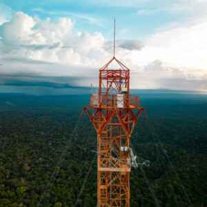 Estação meteorológica fortalece monitoramento na Amazônia Central Foto: Rodrigo Cabral /Ascom MCTI