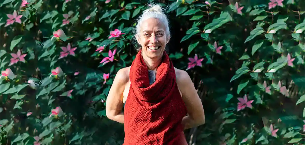 A bióloga Amy Zanne, pesquisadora do Cary Institute of Ecosystem Studies