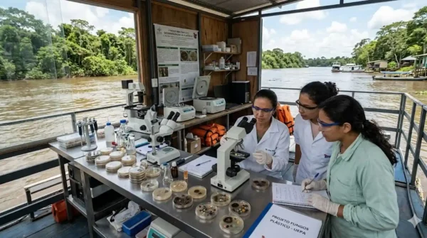 El hongo amazónico que devora plástico y convierte la basura en fertilizante