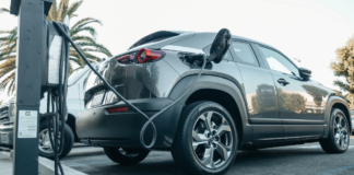 Estados zeram imposto sobre propriedade para atrair motoristas de carros a bateria