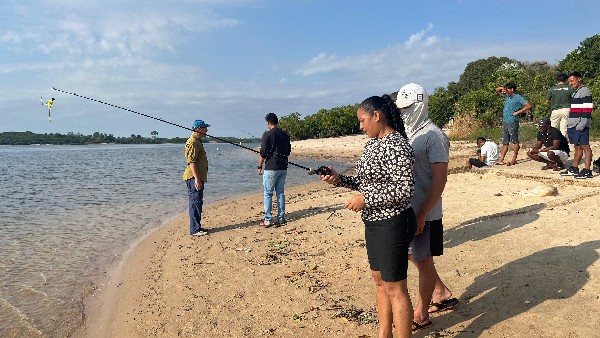 Governo estadual regulamenta atividade de pesca e impulsiona o turismo sustentável 1 Pref. Oriximiná