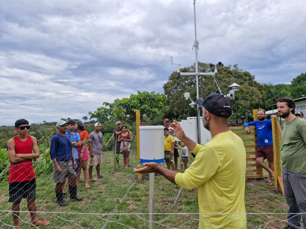 Estação meteorológica fortalece monitoramento na Amazônia Central 2 Reprodução/Instituto Mamirauá