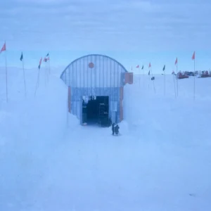 Camp Century e o Projeto Iceworm: a base secreta de mísseis sob o gelo da Groenlândia.