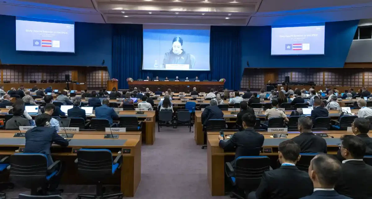 Raweewan Bhuridej, Secretária Permanente do Ministério de Recursos Naturais e Meio Ambiente da Tailândia, afirmou que uma estreita ligação entre ciência e política garante que as ações climáticas globais permaneçam credíveis, transparentes e fundamentadas em evidências robustas