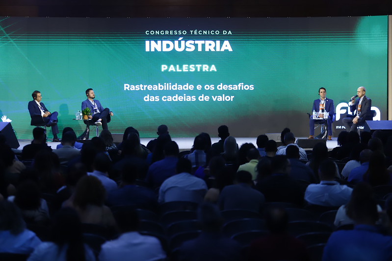 FIPA 2026 abre inscrições para debater inovação e bioeconomia na maior feira de negócios industriais da Amazônia no Hangar em Belém. 2 FIPA EDICAO 2024 1