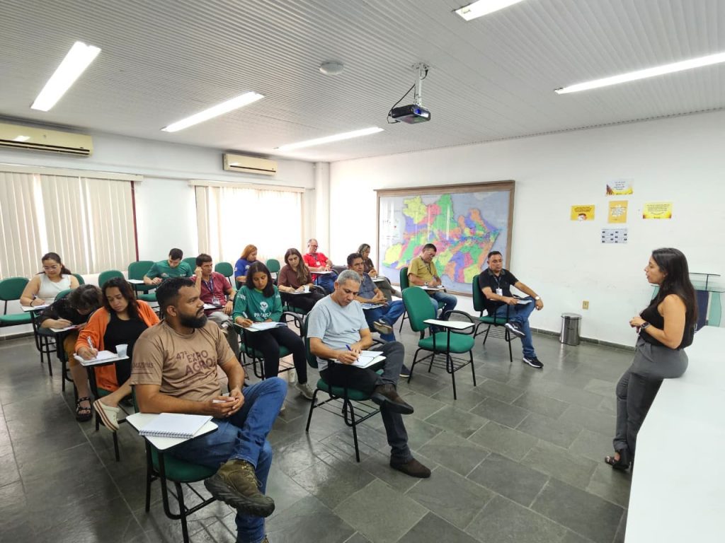 Estiagem deste ano mobiliza plano de ação para proteger produção rural e garantir crédito rural 2 Idam Reuniao de planejamento estiagem Fotos divulgacao 2 1024x768 1