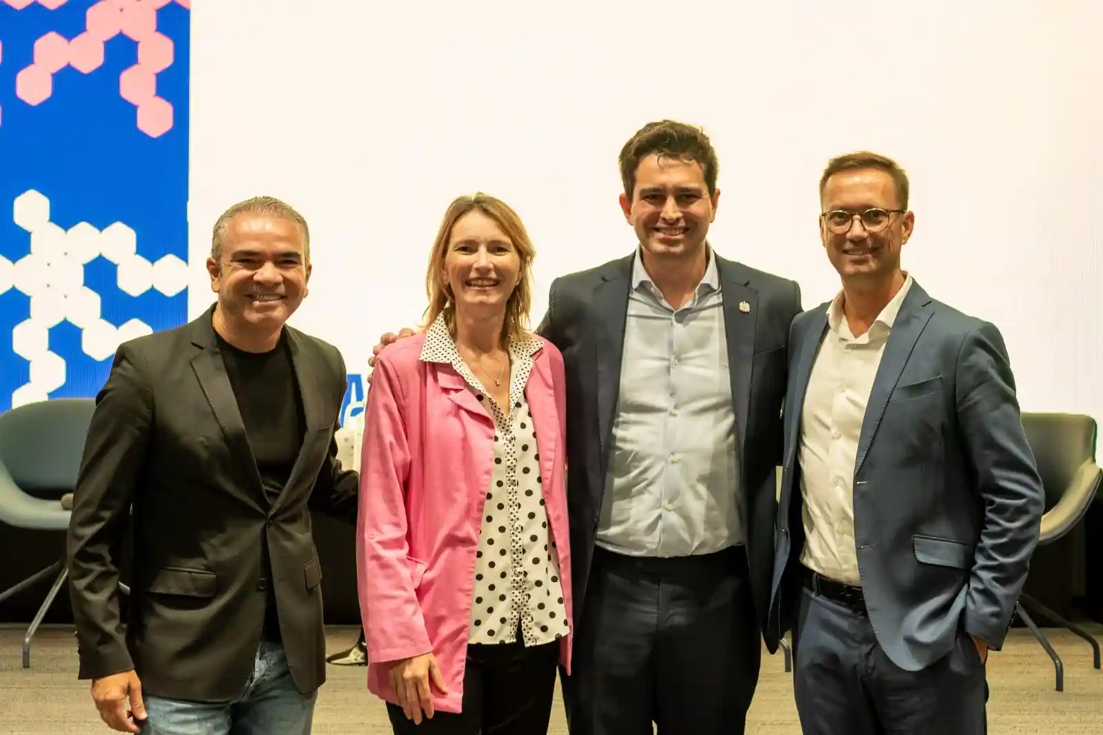 Da esquerda para direita: Delton Batista (8R Negócios), Gabriela Werner (Impact Hub Floripa), Eduardo Vieira (Sapiens Parque) e Giovanni Bernardo (Exxas) | Foto: Ana Paula Santos