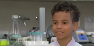Prodígio aos nove anos e futuro neurocirurgião infantil Aiden Wilkins redefine os limites da inteligência e da neurociência na faculdade