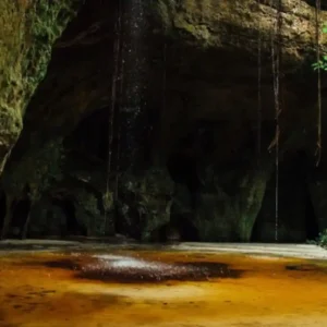 Como as cavernas de calcário da Serra dos Carajás revelam segredos geológicos e fósseis milenares da Amazônia setentrional
