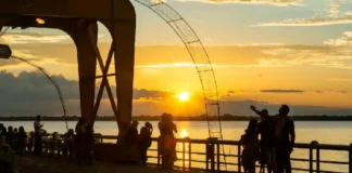 Como a revitalização da Estação das Docas em Belém transformou galpões portuários em um polo gastronômico e cultural sustentável