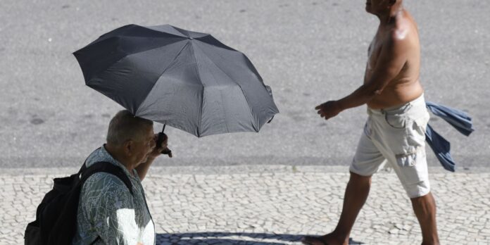 Ministério da Saúde anuncia plano de R$ 9,8 bi contra El Niño Ministério da Saúde anuncia plano de R$ 9,8 bi contra El Niño